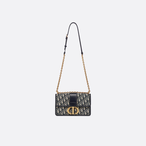 30 Montaigne Chain Bag